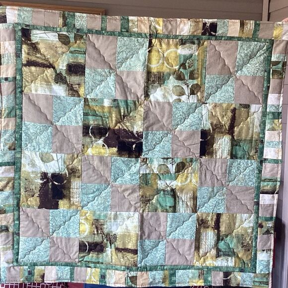 NWT Hand Crafted Greens and Golds Nature Prints Lap Quilt - Picture 1 of 15